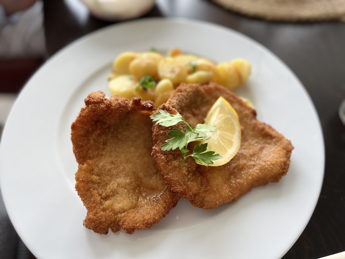 Burg Cafe Amöneburg-10